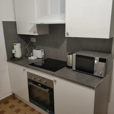 Calme, Privée équipée Nr 1-4 Séjour chez l'habitant *